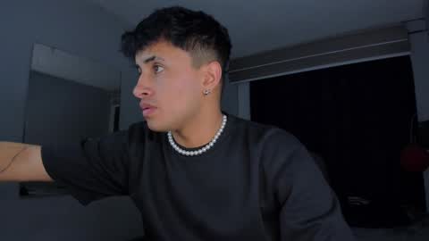 Snapshot of boylatin_777 chatting on March 2025 03:02:02 AM miguel online show from March 2025 03:02:02 AM