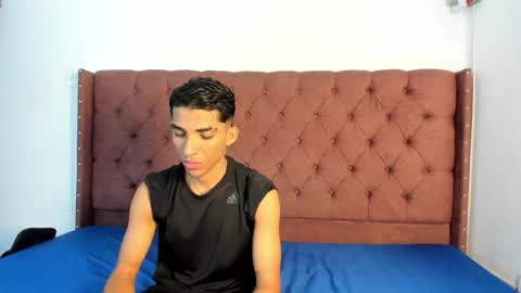 ALEX - TAYLER  -MIKE online show from September 2025 01:04:01 PM