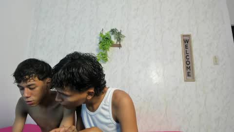 Snapshot of boys_hotparty chatting on May 2026 01:14:01 AM ALEX - TAYLER -MIKE online show from May 2026 01:14:01 AM