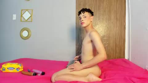 Snapshot of boys_hotparty chatting on July 2026 06:47:02 PM ALEX - TAYLER -MIKE online show from July 2026 06:47:02 PM