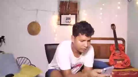 andrew online show from February 2025 02:01:02 AM