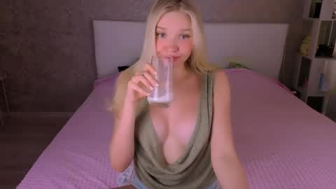BoysLoveBlondee online show from May 2026 09:26:02 AM