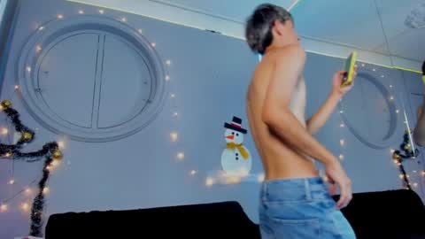 Paul and Max online show from December 2024 10:01:02 PM