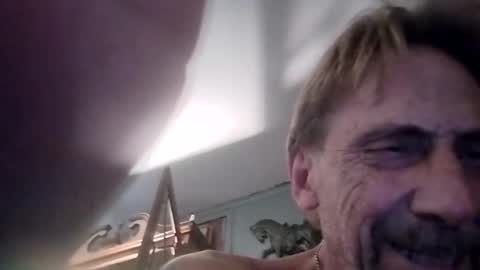 Snapshot of boytowhip chatting on September 2025 10:04:01 PM boytowhip online show from September 2025 10:04:01 PM