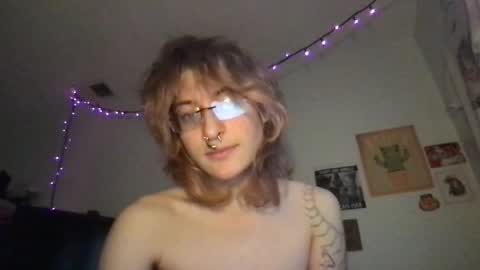 boywithbug online show from March 2025 01:54:01 PM