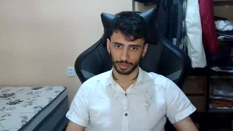 boyzinm2 online show from February 2026 12:30:02 AM