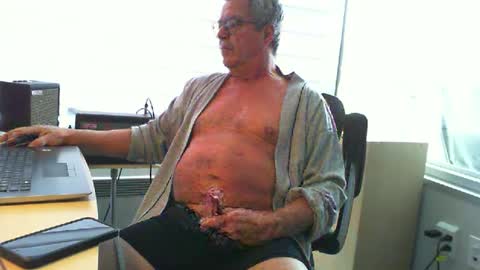 Snapshot of bozou chatting on January 2025 07:17:01 PM bozou online show from January 2025 07:17:01 PM