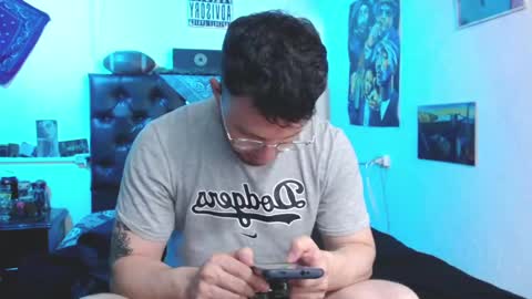 Snapshot of brad_hot_boy chatting on December 2024 03:24:02 PM brad hot boy online show from December 2024 03:24:02 PM