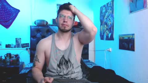 Snapshot of brad_hot_boy chatting on February 2025 03:26:01 PM brad hot boy online show from February 2025 03:26:01 PM