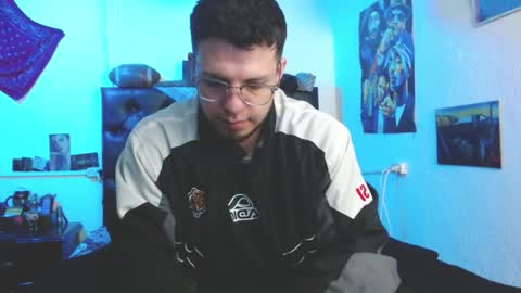 Snapshot of brad_hot_boy chatting on September 2025 02:26:01 AM brad hot boy online show from September 2025 02:26:01 AM