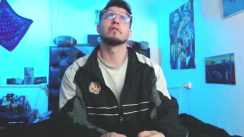 Snapshot of brad_hot_boy chatting on September 2025 02:16:02 AM brad hot boy online show from September 2025 02:16:02 AM