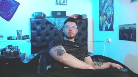 Snapshot of brad_hot_boy chatting on October 2025 09:46:02 PM brad hot boy online show from October 2025 09:46:02 PM