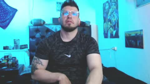 brad hot boy online show from June 2026 05:17:02 PM