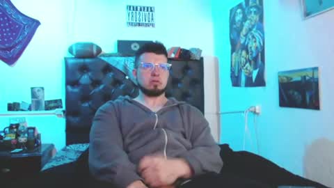 brad hot boy online show from July 2026 04:57:01 PM