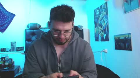 brad hot boy online show from July 2026 12:37:02 AM
