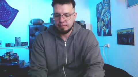 brad hot boy online show from July 2026 01:43:02 AM