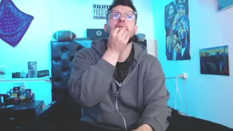 brad hot boy online show from July 2026 04:23:01 PM