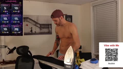 BradBronton online show from December 2024 10:37:01 PM