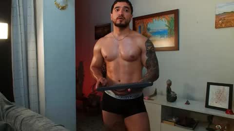 Snapshot of bradley_martinez chatting on October 2025 01:06:01 AM Bradley Martinez online show from October 2025 01:06:01 AM