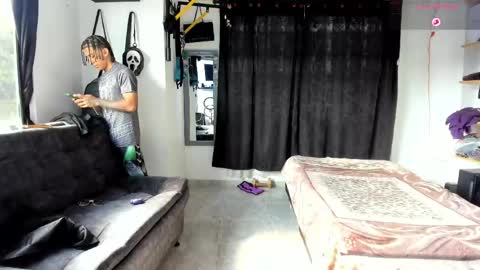 Bradley Strong online show from April 2026 01:47:02 PM