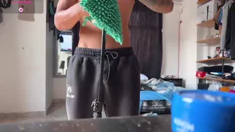 Snapshot of bradley_strong_ chatting on August 2026 02:37:01 PM Bradley Strong online show from August 2026 02:37:01 PM