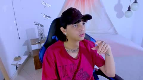 Snapshot of brand_hades chatting on November 2025 07:06:02 AM B R A N D online show from November 2025 07:06:02 AM