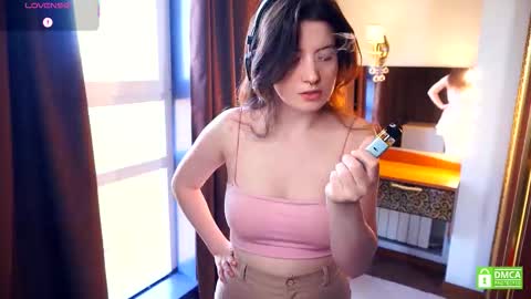 Snapshot of brandikenady chatting on October 2025 06:34:02 AM Hild online show from October 2025 06:34:02 AM