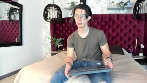 brandon_starkk online show from March 2026 11:48:02 AM