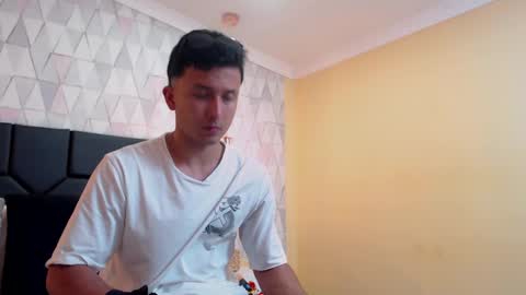 Snapshot of brandoncolee chatting on January 2025 12:29:01 PM BrandonCole online show from January 2025 12:29:01 PM