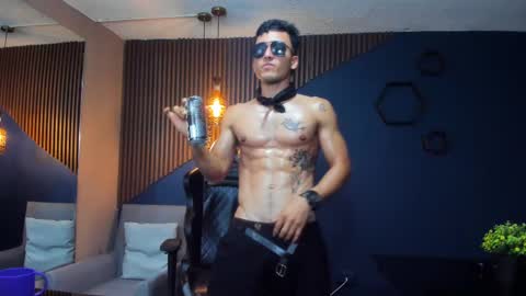 Snapshot of brandoncolee chatting on January 2025 03:32:01 PM BrandonCole online show from January 2025 03:32:01 PM