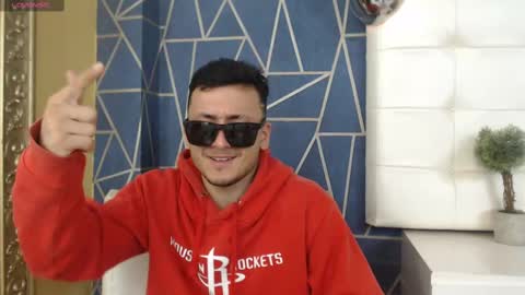 Snapshot of brandoncolee chatting on February 2025 12:27:01 PM BrandonCole online show from February 2025 12:27:01 PM