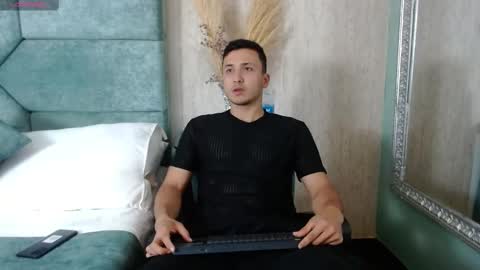 Snapshot of brandoncolee chatting on February 2025 12:02:02 PM BrandonCole online show from February 2025 12:02:02 PM