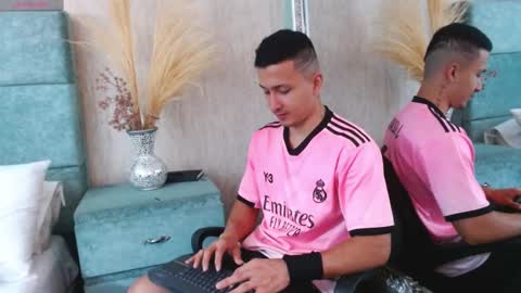 Snapshot of brandoncolee chatting on March 2025 12:33:02 PM BrandonCole online show from March 2025 12:33:02 PM