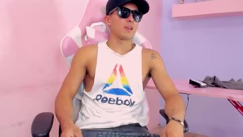 Snapshot of brandoncolee chatting on January 2026 08:14:01 PM BrandonCole online show from January 2026 08:14:01 PM