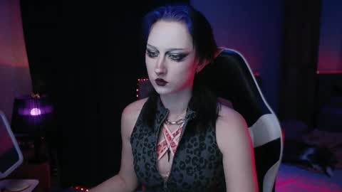 Snapshot of brandy_queen chatting on July 2026 04:27:02 PM Aurorabut ur dad just calls me Rory online show from July 2026 04:27:02 PM