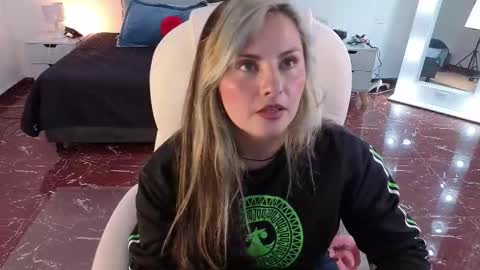 BRANDY  online show from January 2026 04:16:01 AM