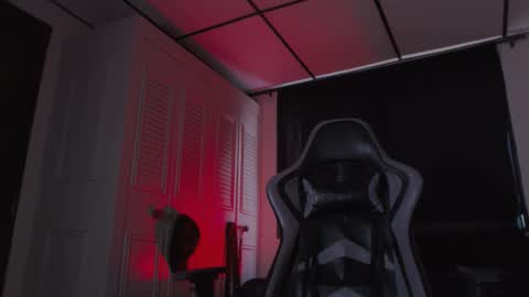 brasi_ online show from October 2025 05:11:01 PM