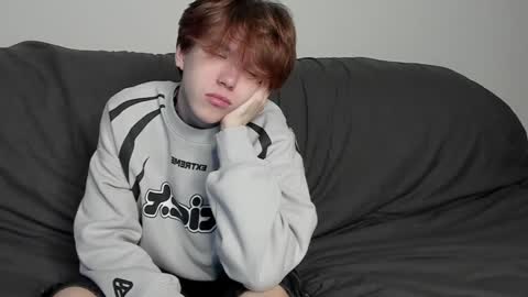 Snapshot of braxiboy chatting on December 2024 09:17:01 AM Brax online show from December 2024 09:17:01 AM