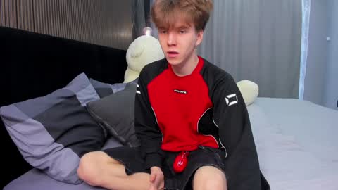 Snapshot of braxiboy chatting on January 2025 11:21:02 AM Brax online show from January 2025 11:21:02 AM