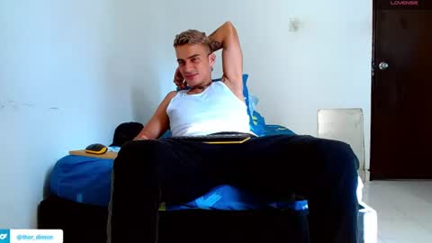 Snapshot of bray_hotboy chatting on July 2026 01:51:01 PM Bray Hotboy online show from July 2026 01:51:01 PM