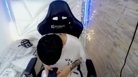 BRAYAN online show from December 2024 02:27:01 PM