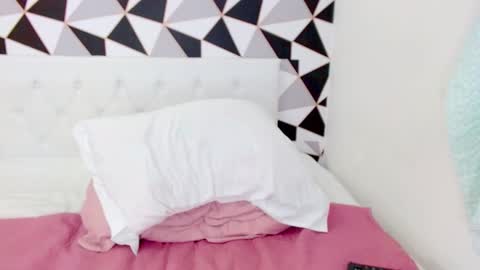 Alice online show from December 2024 10:42:02 PM