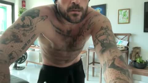 LostAndFoundinBrazil online show from September 2025 07:29:01 PM