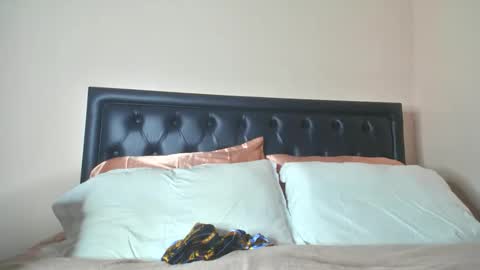 Harris online show from December 2025 07:31:01 PM