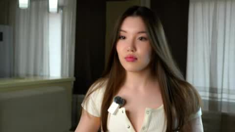 Snapshot of breatshstops chatting on May 2026 04:50:01 AM Alexandra online show from May 2026 04:50:01 AM