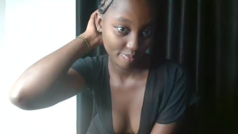 breelia online show from April 2026 02:47:01 AM