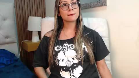 brenda_catalina online show from December 2025 06:14:02 PM