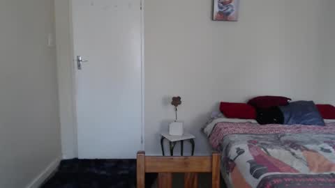 ask me lol online show from December 2024 05:26:01 AM