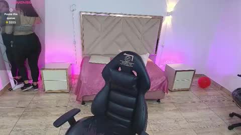 BRENDDA  online show from October 2025 03:36:02 AM