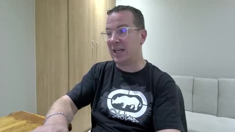 Brett online show from November 2025 06:29:01 PM